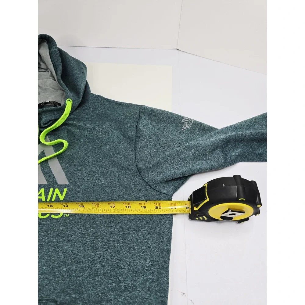 North Face Mountain Athletics Hoodie Mens Medium Pullover Outdoor Athletic Sweat
